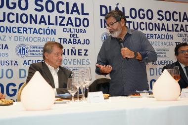 Foto noticia UOCRA - ENCUENTRO TRIPARTITO EN RECONOCIMIENTO A GUY RIDER DIRECTOR GENERAL DE LA OIT