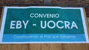 Foto noticia UOCRA - Gerardo Martinez firmó convenio con la Entidad Binacional Yacireta para la capacitación profesional