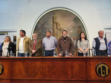 Foto noticia UOCRA - Gerardo Martínez participó de firma de convenio entre la CGT y la SRT para la mejora continua de las condiciones laborales. 