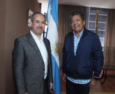 Foto noticia UOCRA - Gerardo Martinez Secretario General de UOCRA firmó un acuerdo con el SEDRONAR