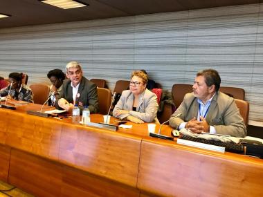 Foto noticia Internacional - Gerardo Martinez y los integrantes del Consejo de Administración con la CSA 