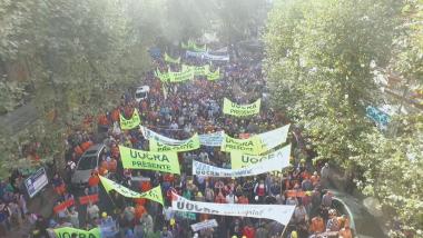  UOCRA Capital held a mobilization to the Buenos Aires City Government Headquarters due to the stoppage of works and the loss of jobs.