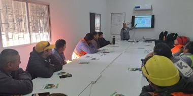 Foto noticia UOCRA - ACCIONES DE CAPACITACI&Oacute;N SOBRE BUENAS PR&Aacute;CTICAS AMBIENTALES EN OBRAS