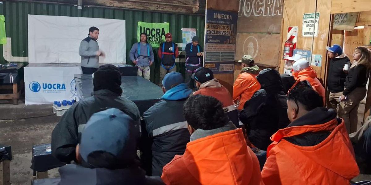 Prevenci&oacute;n y capacitaci&oacute;n para el trabajo seguro en altura en la obra de Guernica