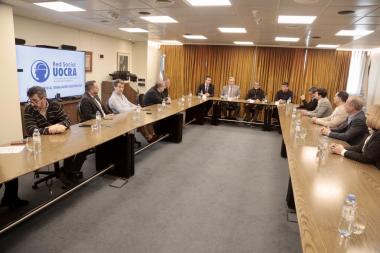 Foto noticia UOCRA - ACUERDO DE CONDICIONES LABORALES ENTRE LA UOCRA Y LA EMPRESA MINERA VICU&Ntilde;A ARGENTINA S.A.