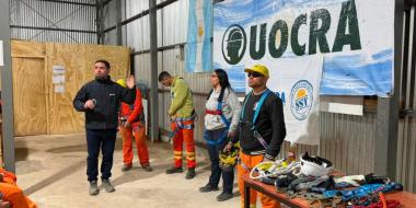 Foto noticia UOCRA - Charlas t&eacute;cnicas sobre trabajo en altura en la obra Anillo La Pampa