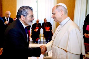 Foto noticia Internacional - GERARDO MART&Iacute;NEZ FUE RECIBIDO POR EL PAPA LE&Oacute;N XIV