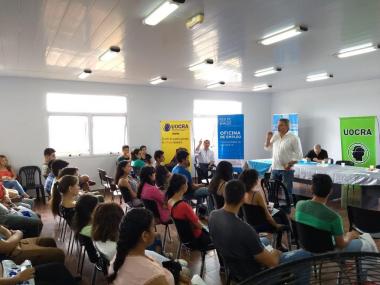 Foto noticia UOCRA - CHARLAS DE DIFUSIÓN DE LOS DIFERENTES PROGRAMAS LLEVADOS ADELANTE POR LA UNIÓN OBRERA DE LA CONSTRUCCIÓN DE LA REPÚBLICA ARGENTINA