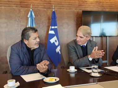 Foto noticia UOCRA - FIRMA DE ACUERDO ENTRE LA FUNDACIÓN UOCRA E YPF