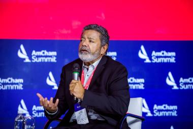 Foto noticia Internacional - Foro AmCham Summit 2023-GERARDO MARTINEZ: Necesitamos una concertación política para el desarrollo del país