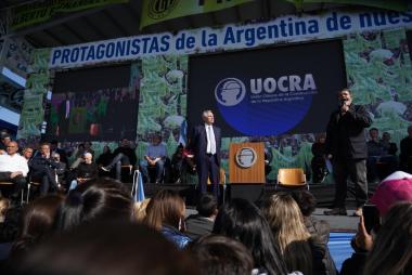 Foto noticia UOCRA - GERARDO MARTINEZ JUNTO AL PRESIDENTE DE LA NACIÓN ALBERTO FERNÁNDEZ