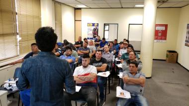 Foto noticia UOCRA - PROGRAMA DE INTRODUCCIÓN A LA GESTIÓN DE MATERIALES CON ASBESTO-AMIANTO Y BUENAS PRÁCTICAS AMBIENTALES EN LA INDUSTRIA DE LA CONSTRUCCIÓN