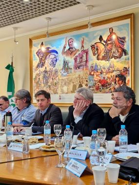 Foto noticia UOCRA - Reunión de la Confederación de Sindicatos Industriales de la República Argentina 